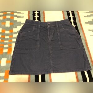Prana mini skirt. Dusty blue, size 6